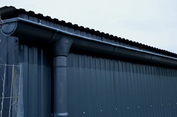 Cost of Metal Siding Replacement in Oceanside