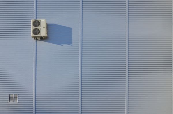 Cost of Flat Metal Siding Installation in Oceanside
