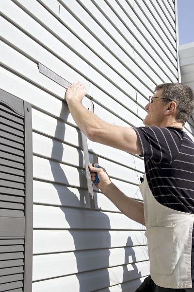 Cost of Vinyl Siding Service in Oceanside
